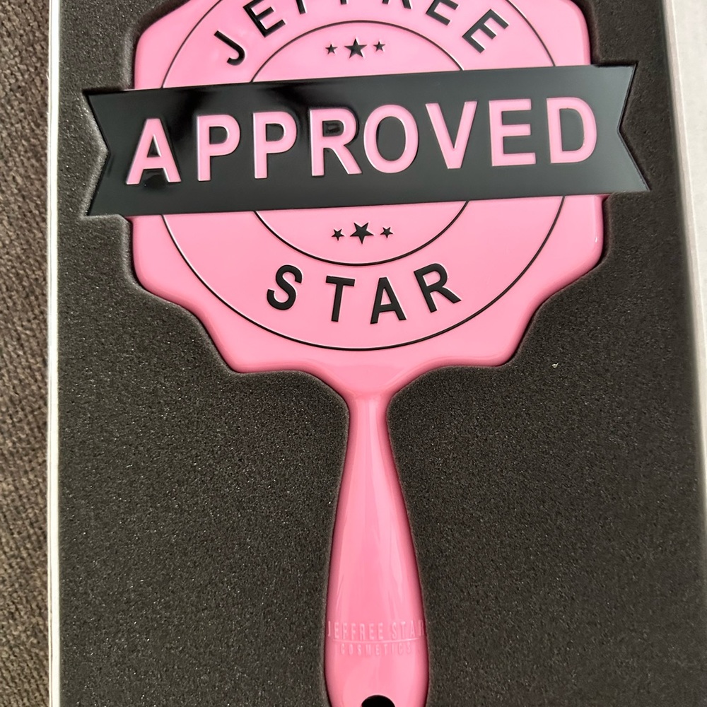 JEFFREE STAR